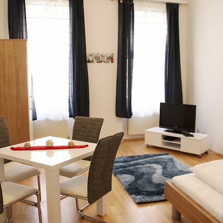 Checkvienna Apartment Khunngasse Luaran gambar